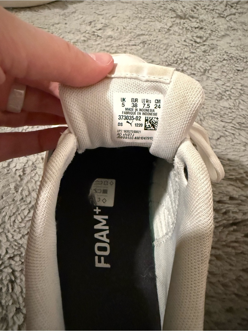 Puma Smash Platform Sneakers - Picture 8 of 9